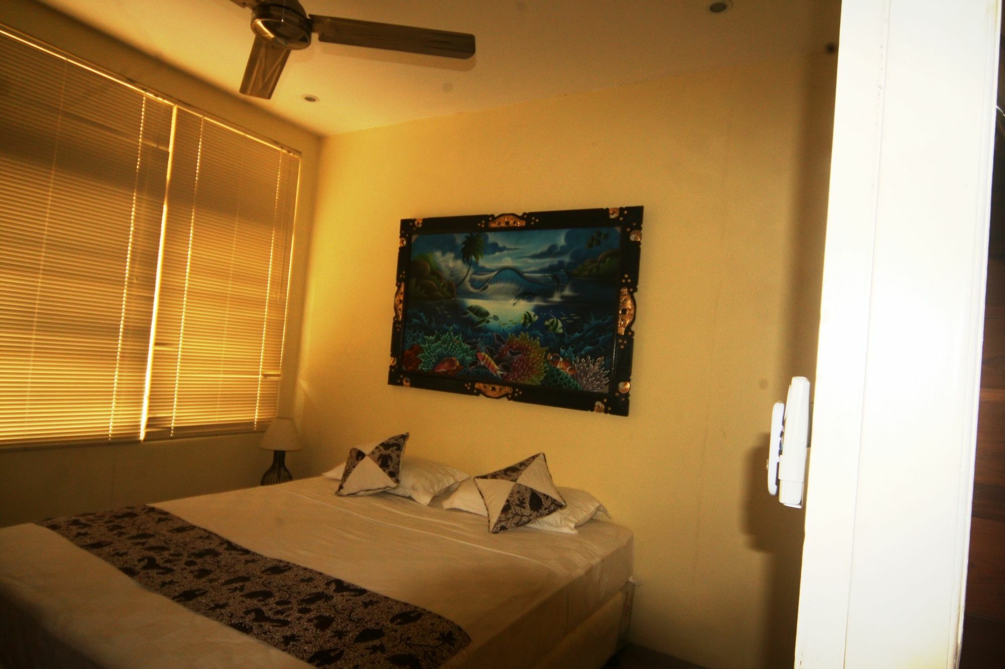 Senja Semiyak Villa *